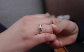 Замужем дважды: цифровая ошибка едва не лишила алматинку квартиры