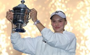 Историческое достижение: Елена Рыбакина стала чемпионкой US Open 2026