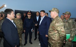 Число погибших военных выросло до 12: на Каспии продолжают искать двоих