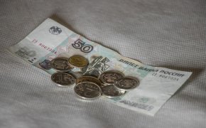 Спрос вырос почти в 50 раз: какая валюта устроила неожиданный бум в обменниках Казахстана