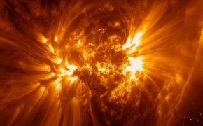 Солнечный ветер усилится с 28 октября: ждать ли магнитных бурь