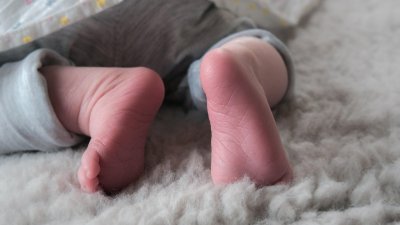 Более 700 детей родилось в День Республики в Казахстане