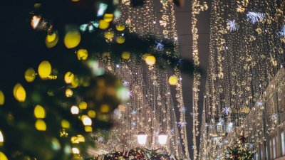 Жители ЗКО жалуются на отсутствие новогодней атмосферы в городах