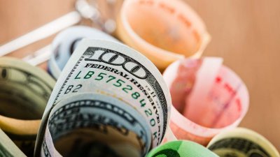 Что происходит с курсом валют в Казахстане