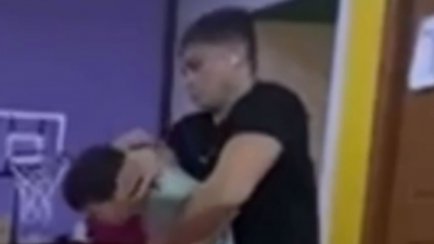 "Били палкой по пальцам ног и по голове": особенный ребенок стал жертвой тренера в частном центре в Алматы