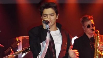 Певец Akmal вернет казахстанцам более 5 млн тенге по решению суда