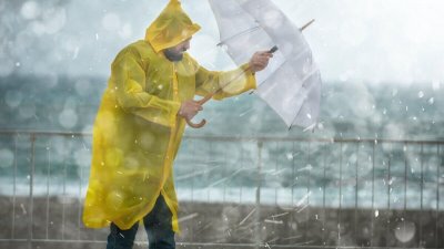 Казахстан накроют грозы, град и ветер до 25 м/с: прогноз погоды