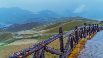 Сильные дожди обрушатся на Алматы