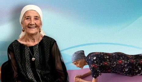 Стоит в планке и отжимается: 83-летняя казахстанка раскрыла секрет долголетия