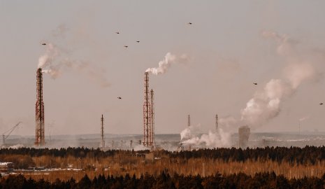 Экологический конфликт в Мангистау: завод отверг данные о загрязнении