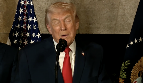 Трамп снова рассказал о необходимости Гренландии для США (ВИДЕО)