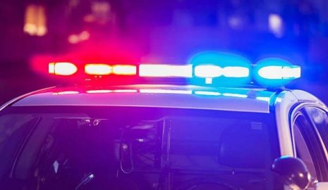 Пьяный водитель поцарапал три авто и одно опрокинул на парковке в Актау (ВИДЕО)