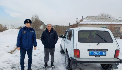 Сибирскую косулю с ошейником обнаружил во дворе своего дома житель Абайской области