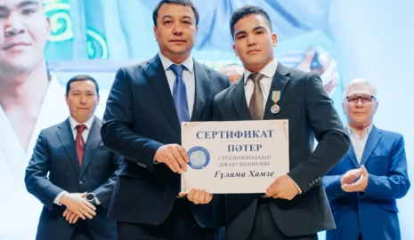 Чемпиону Сурдлимпиады подарили квартиру в Мангистау