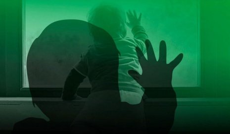 Трехлетний ребенок выпал из окна третьего этажа в Павлодарской области