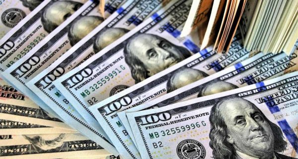 Курсы валют в Казахстане: доллар продолжает дорожать