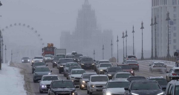 2 марта Казахстан накроют метели, пыльные бури и гололед