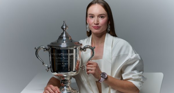 Елена Рыбакина возглавила мировой рейтинг WTA