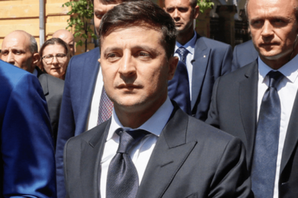Владимир Зеленский потребовал увольнения глав украинских таможен