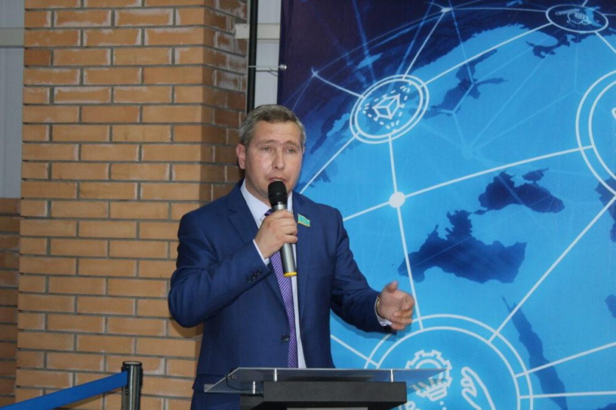 Депутаты Мажилиса «Nur Otan» проконтролировали ход реализации партийных проектов.