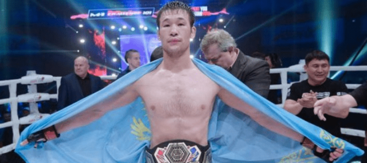 Работал грузчиком на базаре: чемпионат UFC подписал первого в истории бойца из Казахстана