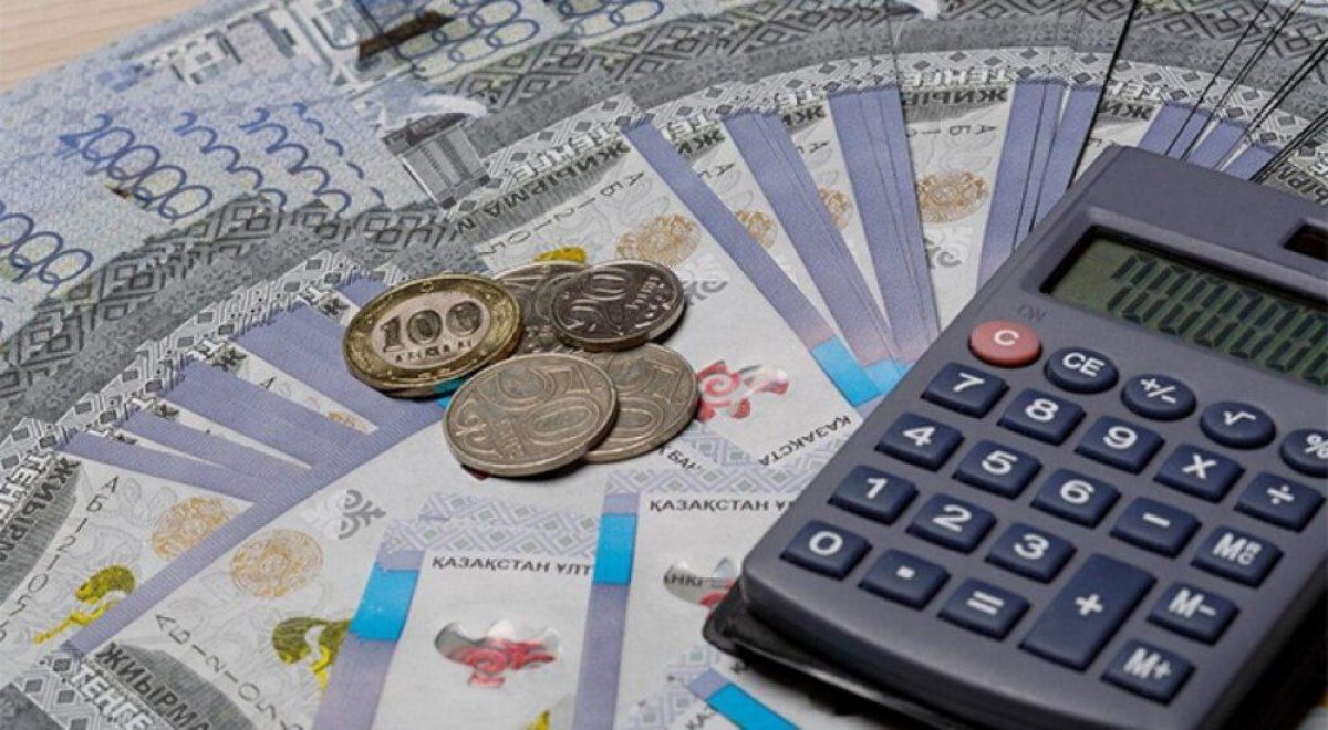 За год зарплаты в Казахстане выросли на 18,9%. В каких сферах зарабатывают много во время пандемии