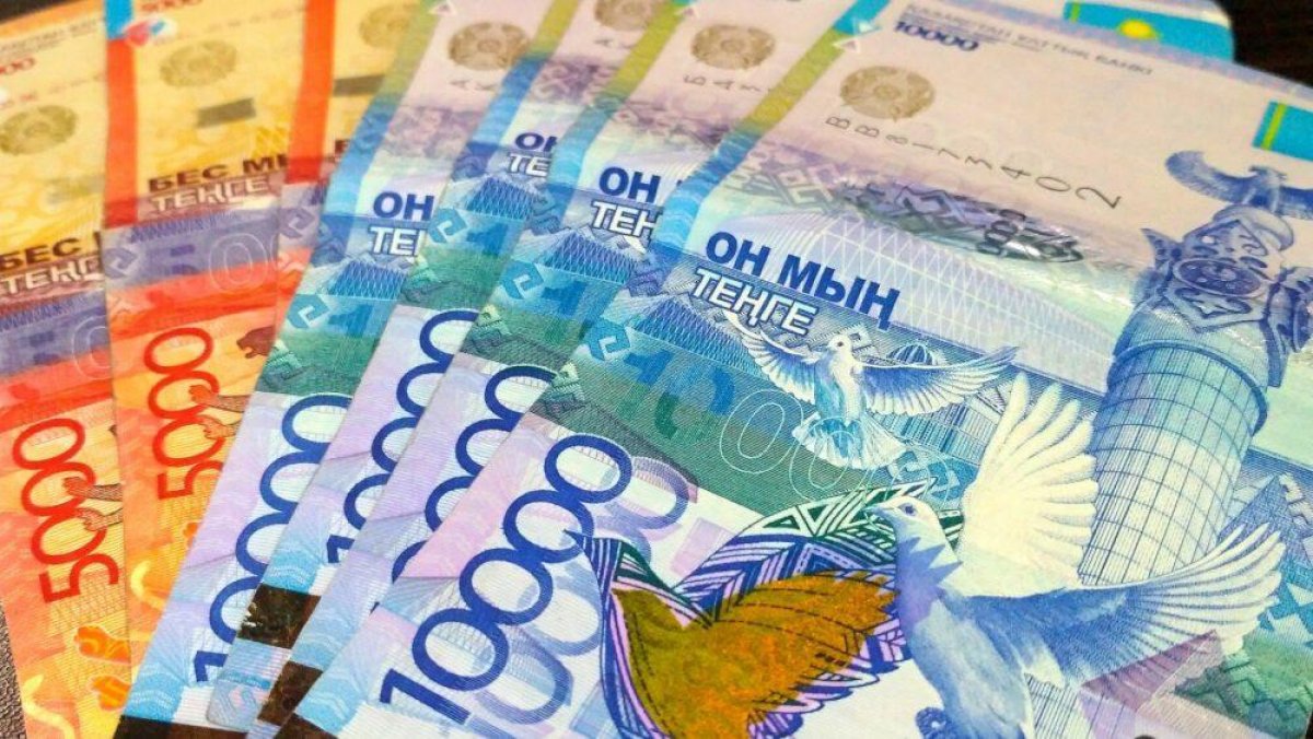 Эксперт объяснил, почему доллар будет стоить 440 тенге уже в период карантина