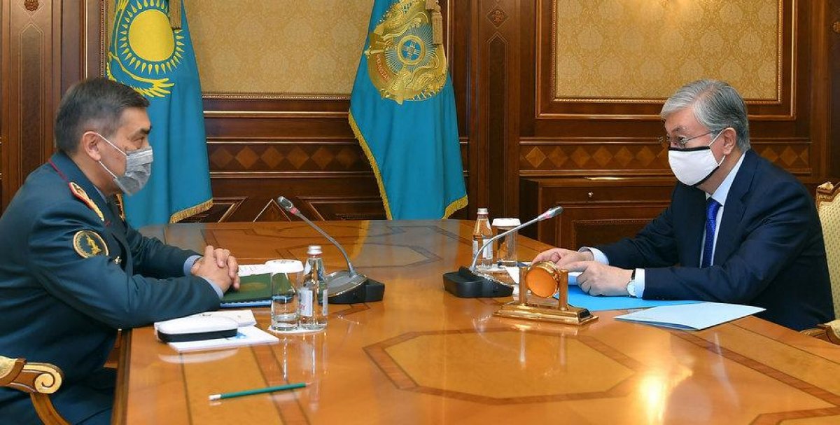 Токаев поручил Ермекбаеву обратить особое внимание на оснащение армии