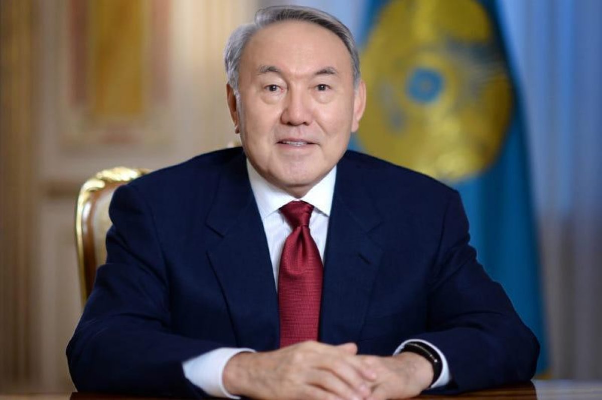 Назарбаев поговорил по телефону с наследным принцем Абу-Даби