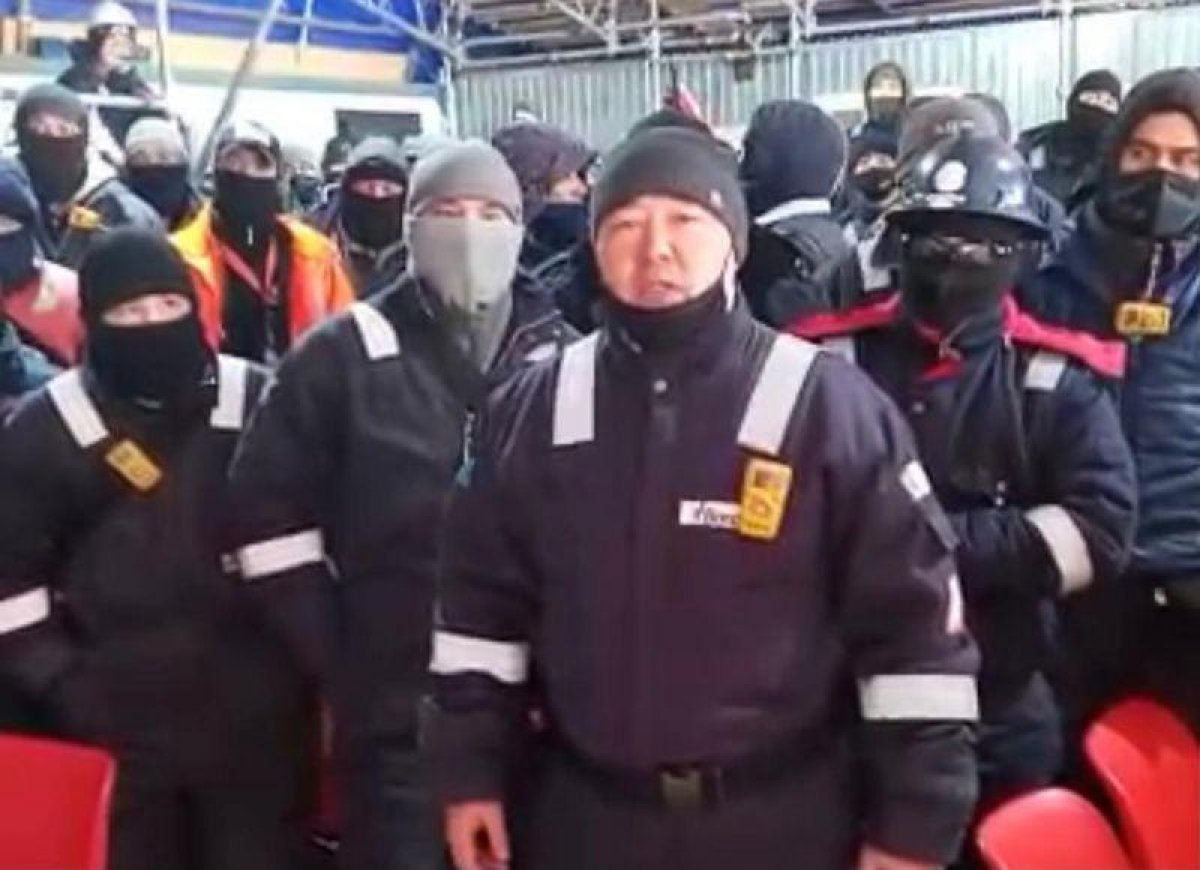 Бастующие рабочие завода в ЗКО прекратили голодовку