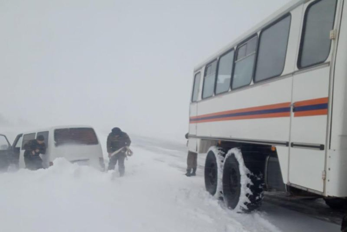 В условиях непогоды в Карагандинской области произошло 18 ДТП
