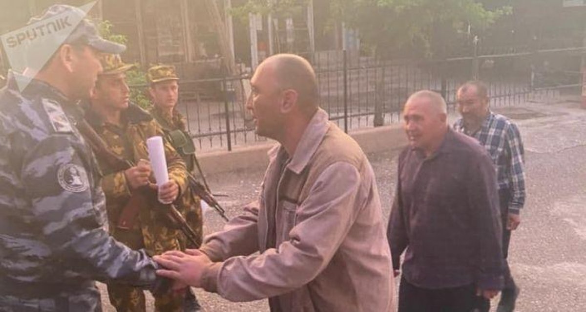 Конфликт на границе: Таджикистан вернул взятых в заложники кыргызстанцев