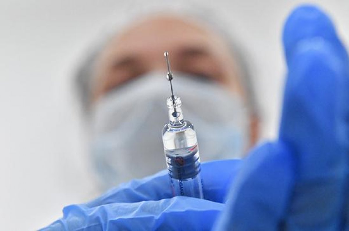 Болезнь коварная, и мы должны защитить вакцинированных – эксперт