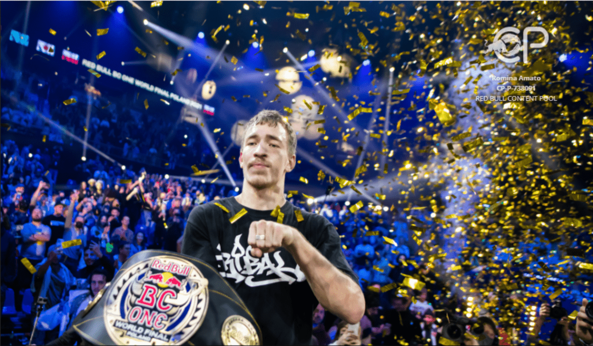 Казахстанец стал чемпионом мира по брейк-дансу