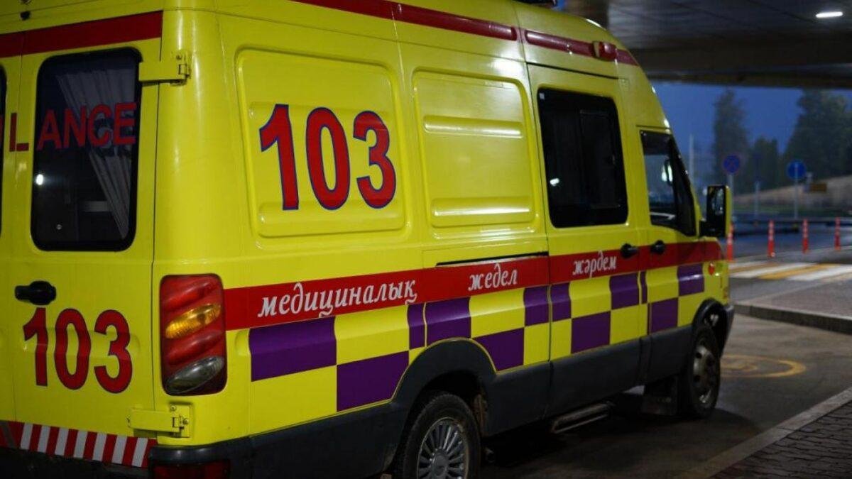 Ураган в Таразе: число пострадавших достигло 49 человек