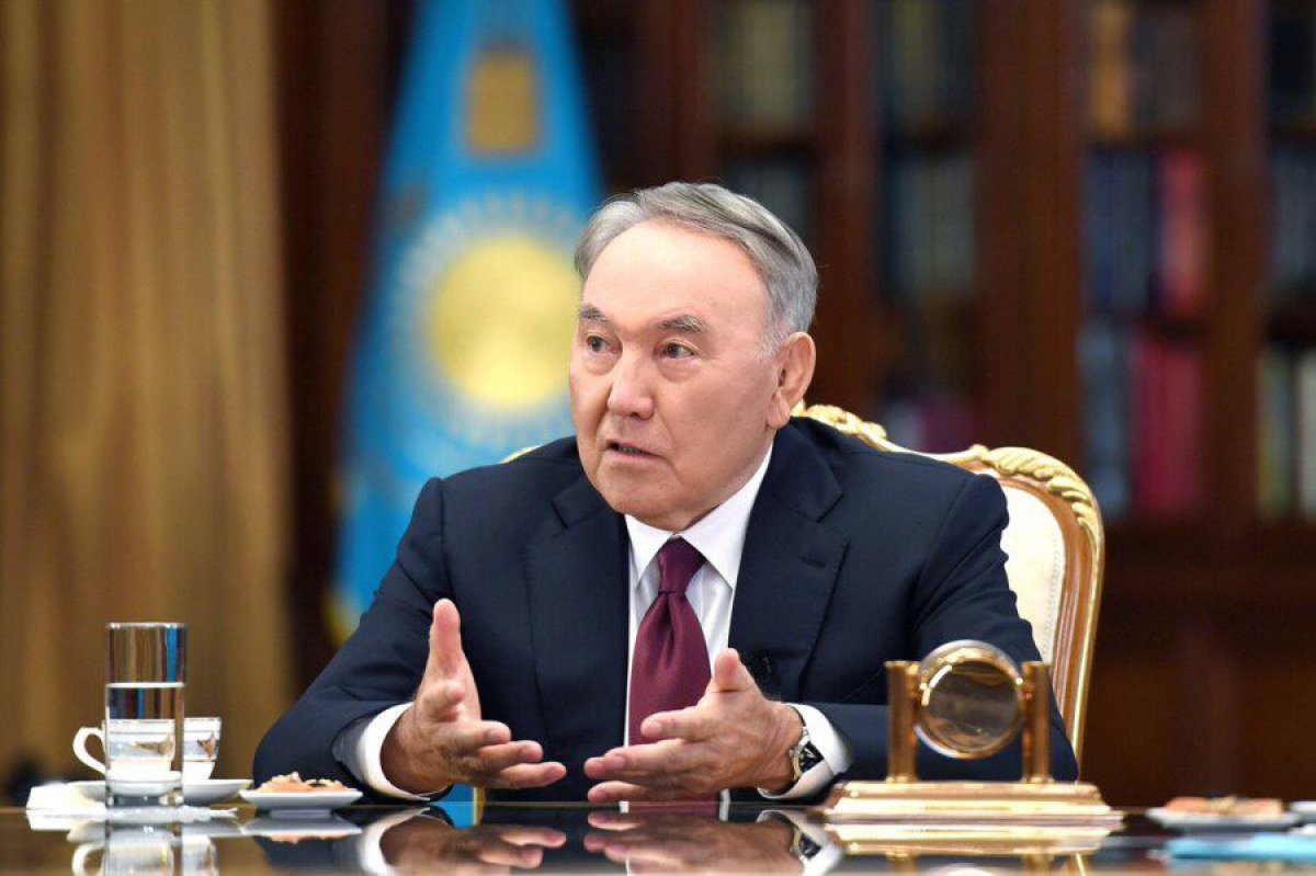 Закон о Елбасы: парламент принял поправки