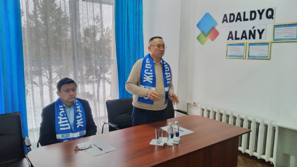 Нурлан Ауесбаев встретился с избирателями в Акколе