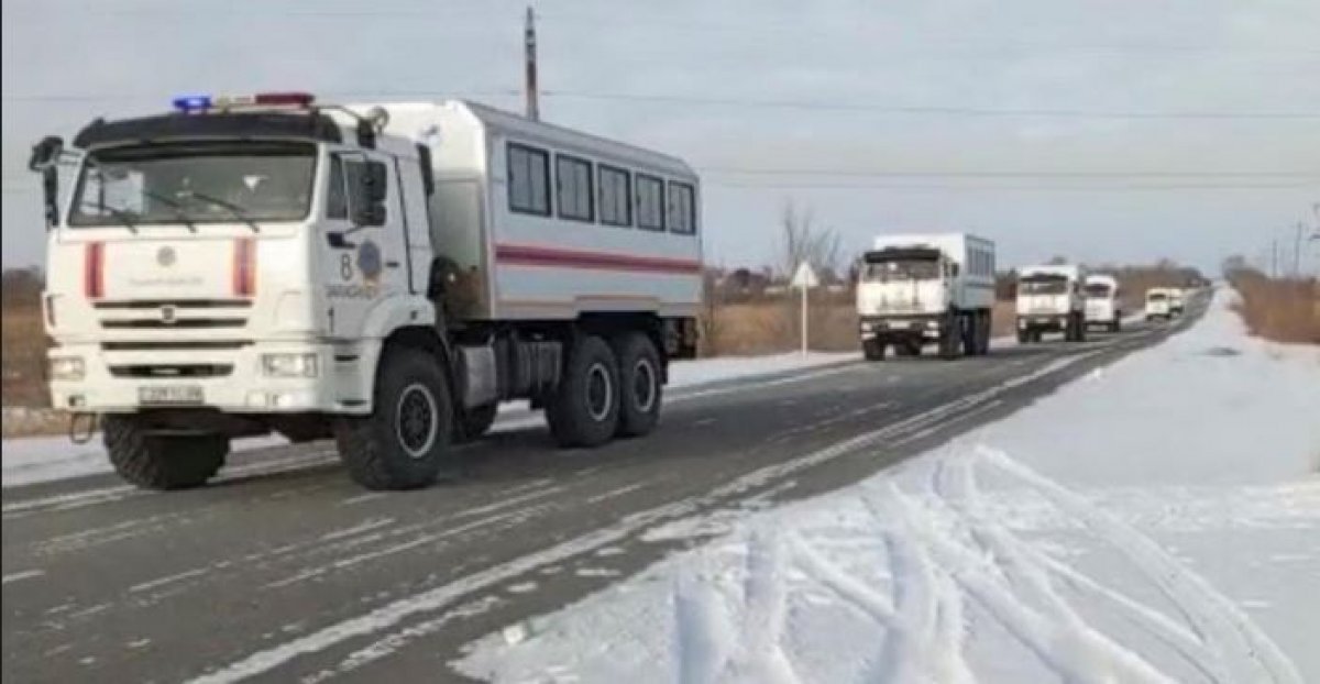 МЧС помогает коммунальщикам устранять последствия аварии в Экибастузе