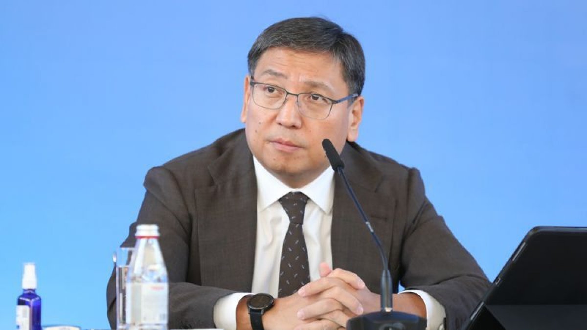 На должность акима Алматы вновь назначен Ерболат Досаев
