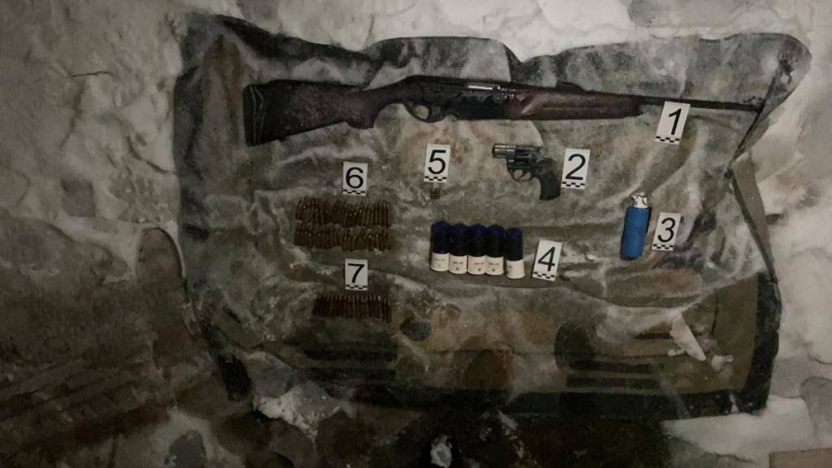 Украденное в полиции "январское" оружие нашли в Таразе