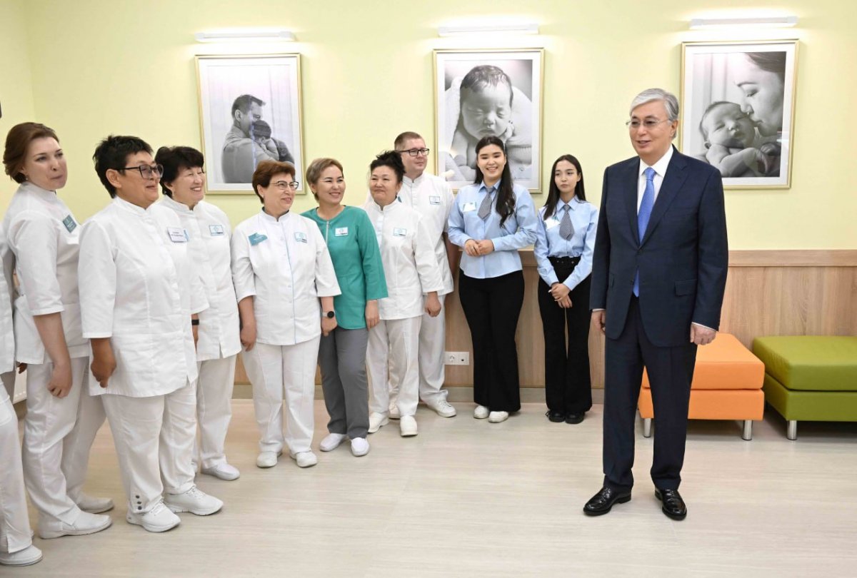 Президент посетил новый корпус клиники "Керуен-Medicus" в Алматы
