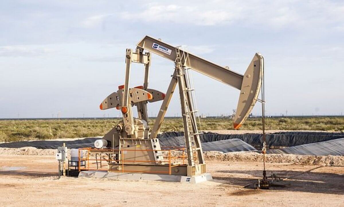 Нефть незаконно добывали на месторождении в Актюбинской области