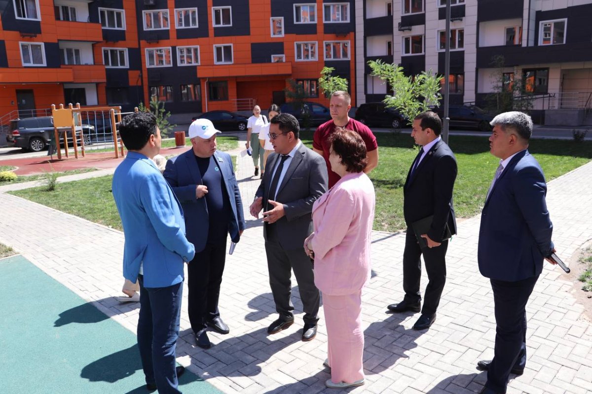 AMANAT: 3,9 млн квадратных метров жилья будет возведено в Алматинской области