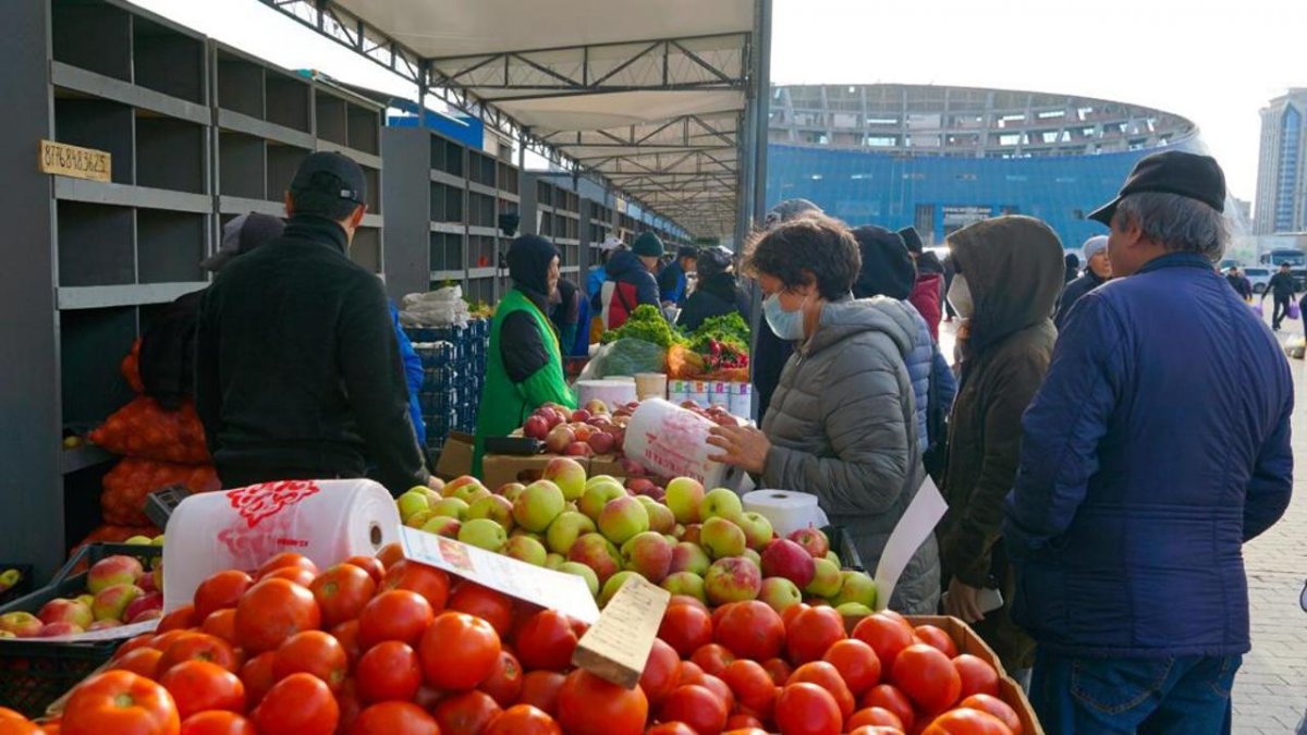 В столице проходит еженедельная сельскохозяйственная ярмарка
