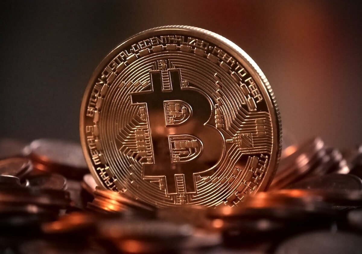 Почти девять миллионов тенге потерял акмолинец на "перепродаже" криптовалюты