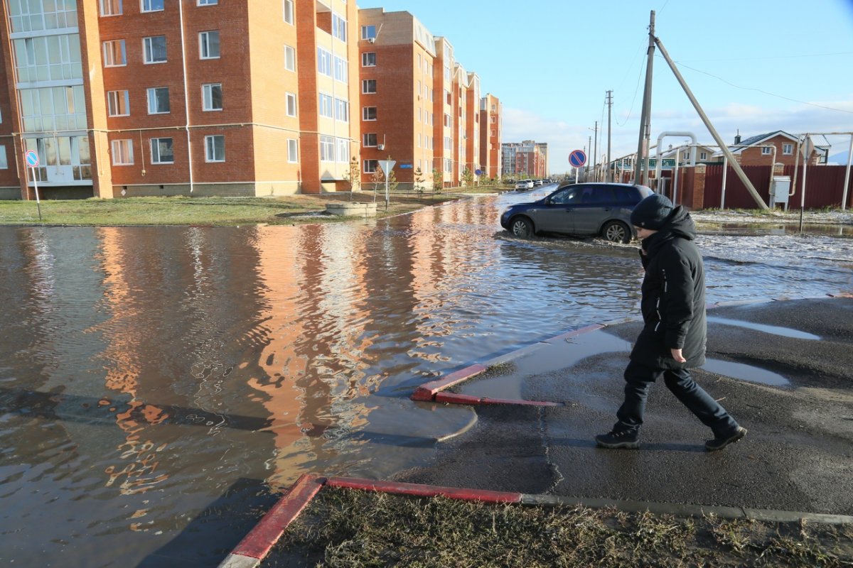 Только три ливневые канализации успели отремонтировать в Костанае