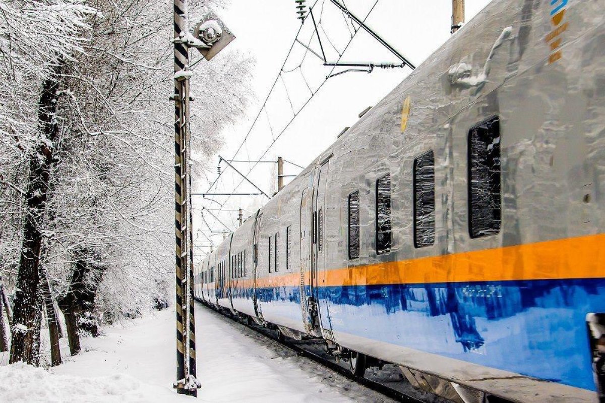 Курсирование еще одного поезда отменили в Жамбылской области