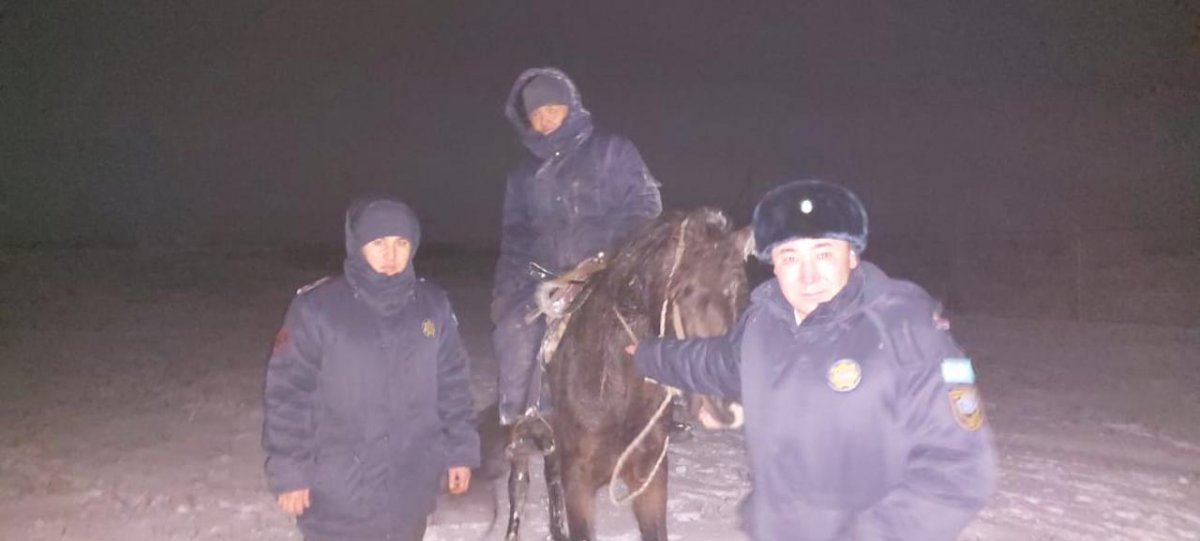 Пастух заблудился в степи в Актюбинской области