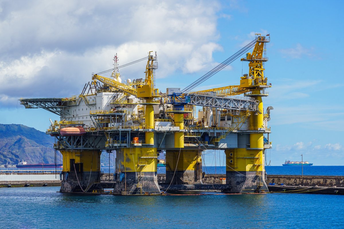 Казахстан компенсирует перепроизводство нефти в рамках ОПЕК+