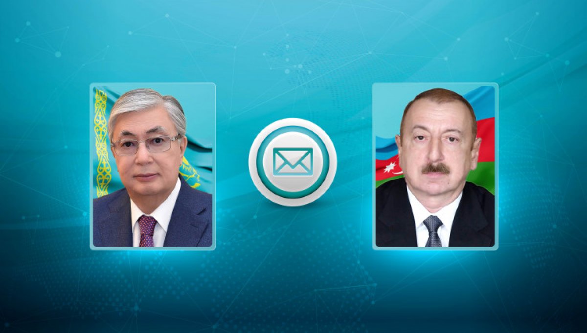 Токаев поздравил Алиева и народ Азербайджана с Днем независимости